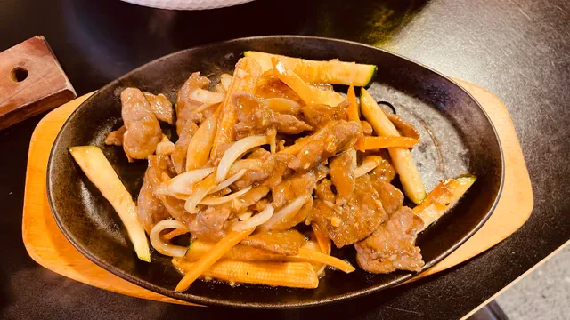 Mad Asian Kitchen And Bar