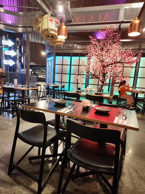 Mad Asian Kitchen And Bar