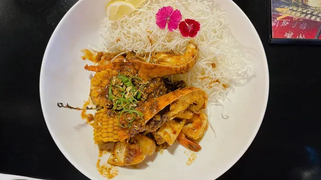 Mad Asian Kitchen And Bar