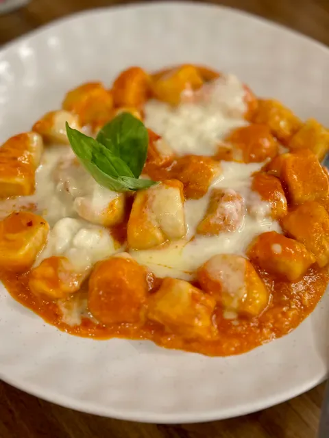 Mad over Italian - MOI Hope Island