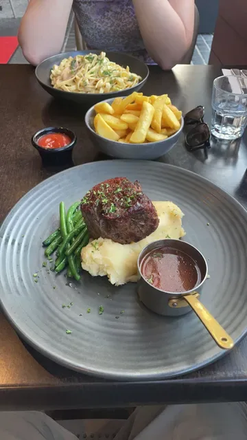 Marios Italian Restaurant