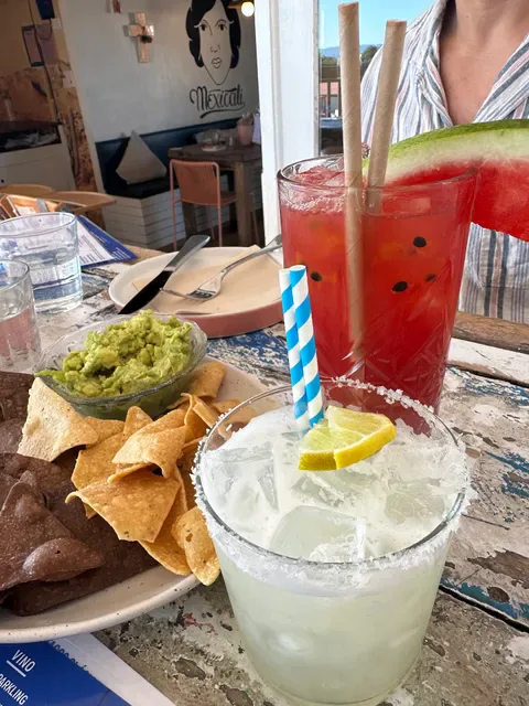 MexiCali Bar Y Taqueria