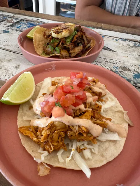 MexiCali Bar Y Taqueria