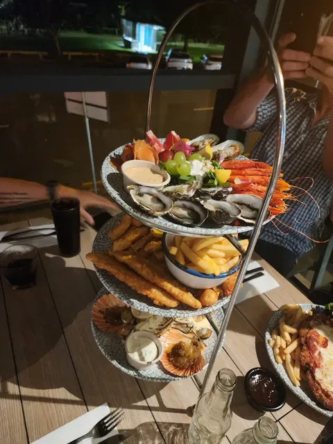 Miami Tavern