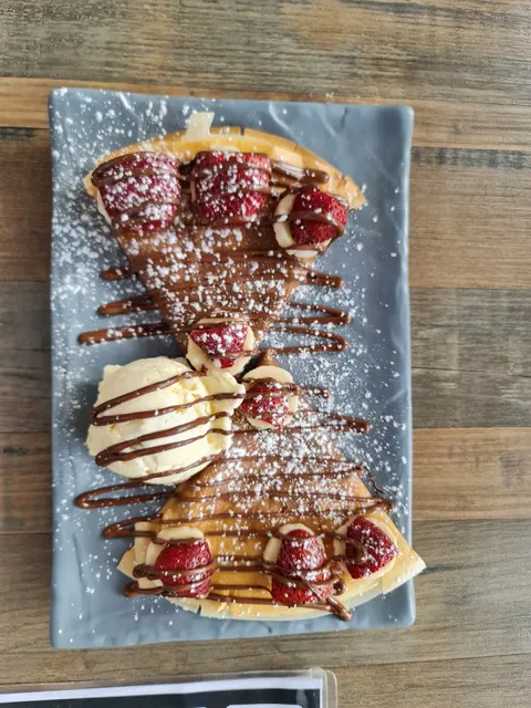 Miss Claudes Crepes Coomera