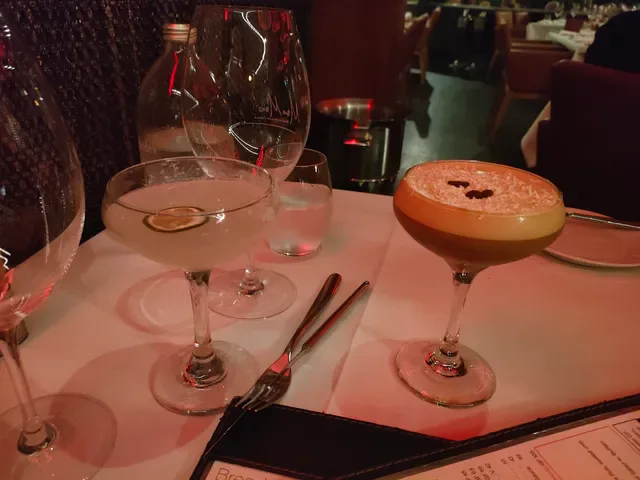 Moo Moo The Wine Bar + Grill