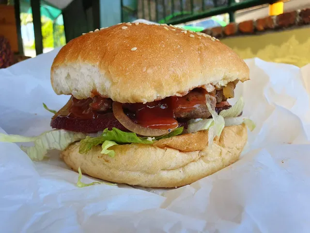Mudgeeraba Seafoods Bell Central Shopping Centre
