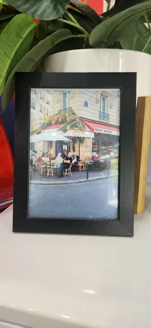 Old Paris Cafe
