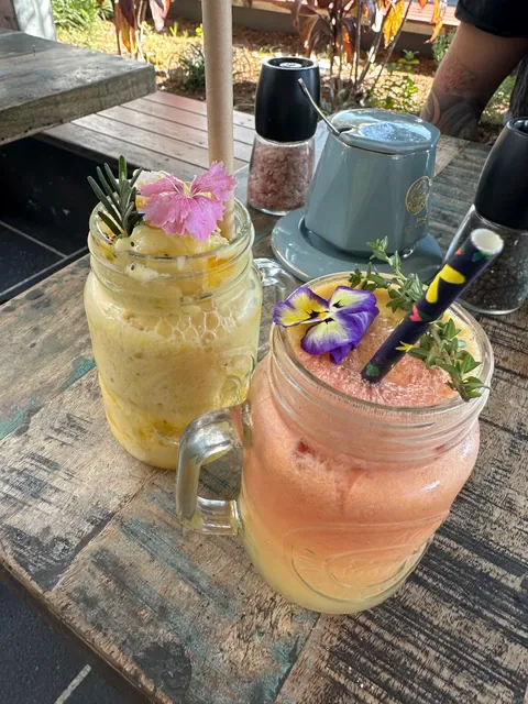One Little Tree Cafe