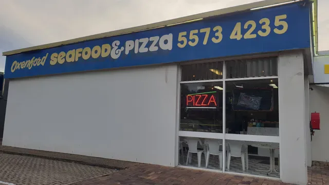Oxenford Seafood & Pizza