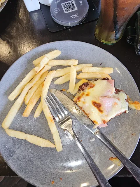 Oxenford Tavern