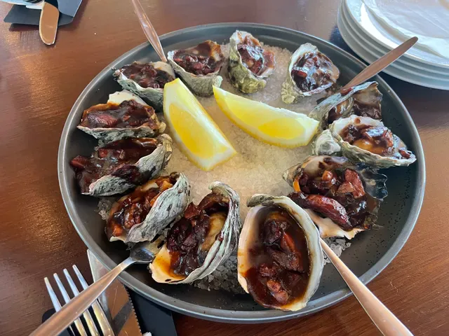 Pacific Pines Tavern