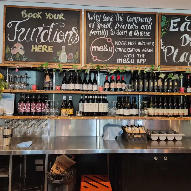 Pacific Pines Tavern
