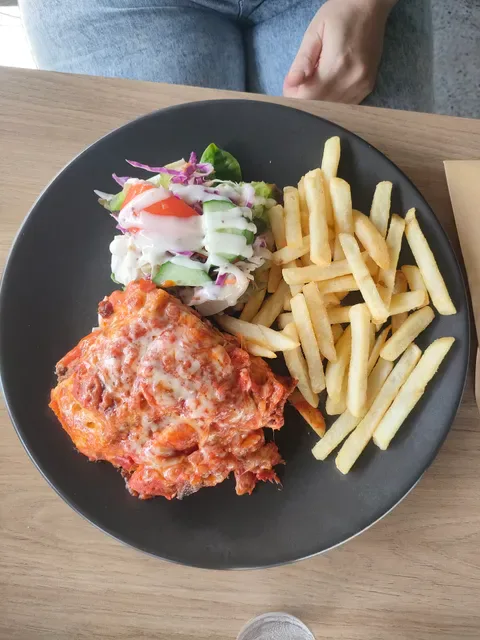 Parkwood Tavern