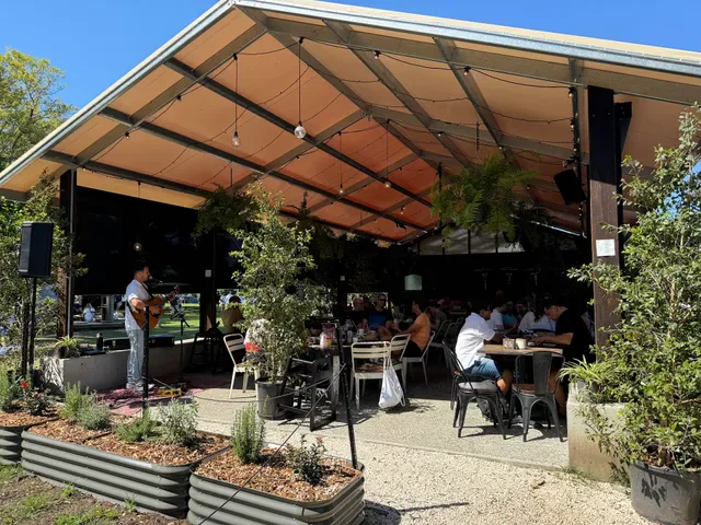 Pasture & Co