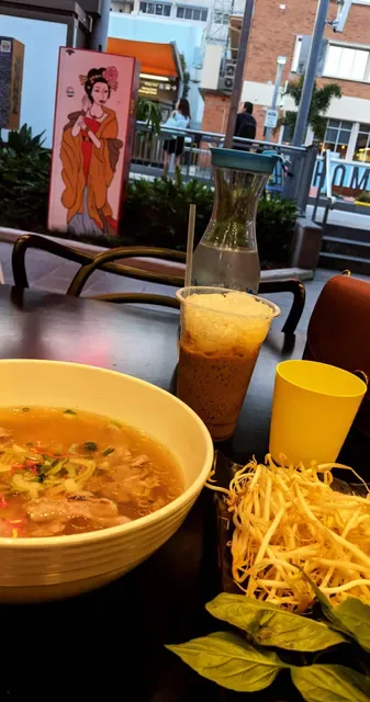 PHO 333 GOLD COAST