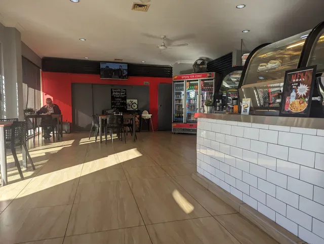 PitStop Smokehouse &Cafe