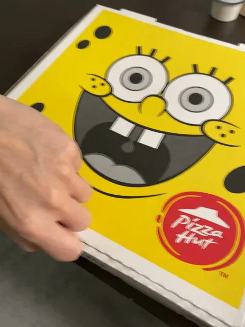 Pizza Hut Broadbeach