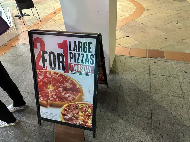Pizza Hut Broadbeach