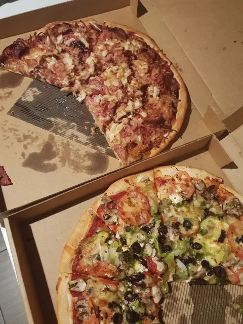 Proper Pizza Pasta and Ribs