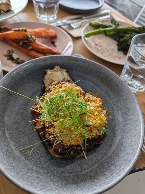 Quarterdeck Kitchen + Bar