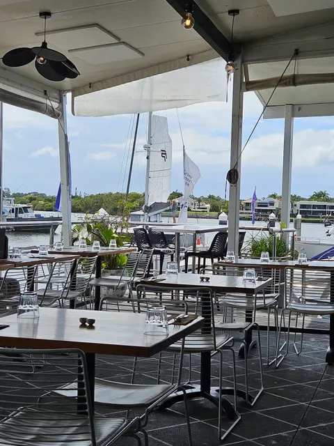 Quarterdeck Kitchen + Bar