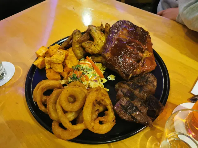 Relish Grill & Bar 🍻