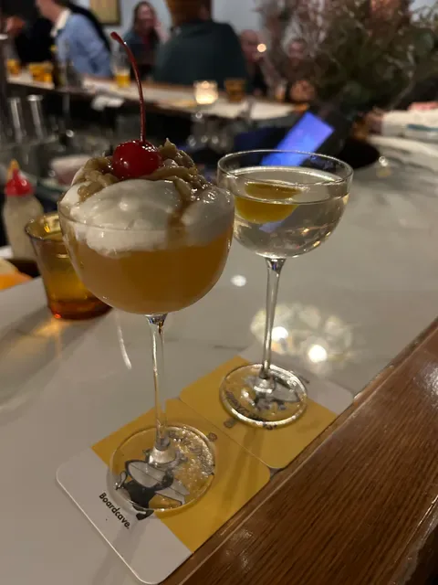 Rosella's