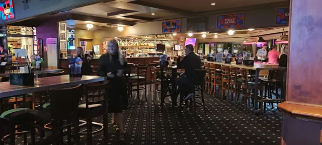 RQ'S Tavern