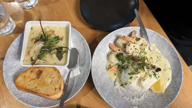 Seascape Restaurant & Bar