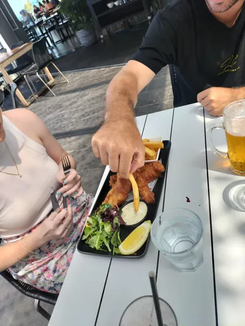 Seascape Restaurant & Bar