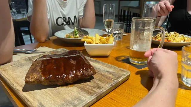 Seascape Restaurant & Bar