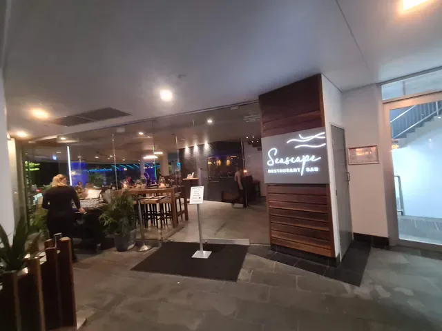 Seascape Restaurant & Bar