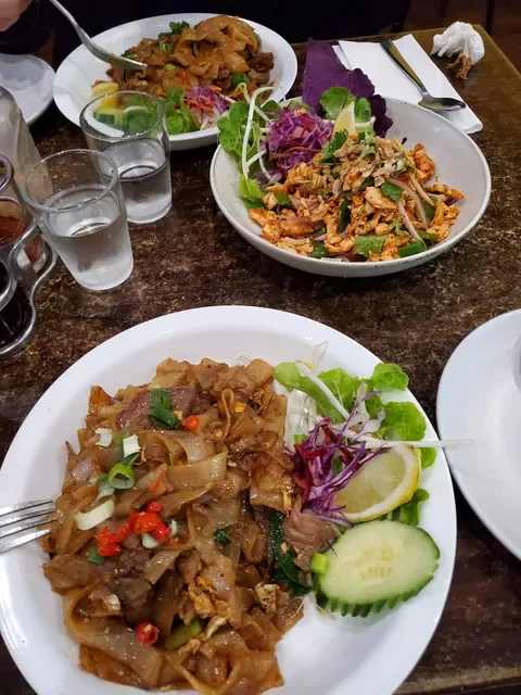Sen Lek Thai Restaurant