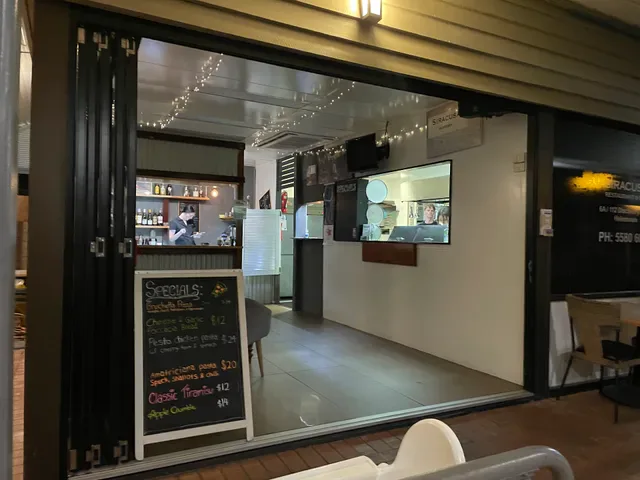 Siracusa Restaurant And Bar