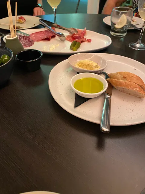 Social Eating House + Bar