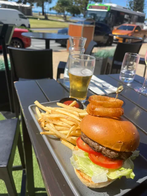 St Helens Bar & Burgers