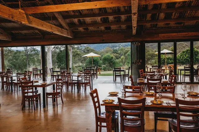 Stanley's Barn Restaurant & Bar