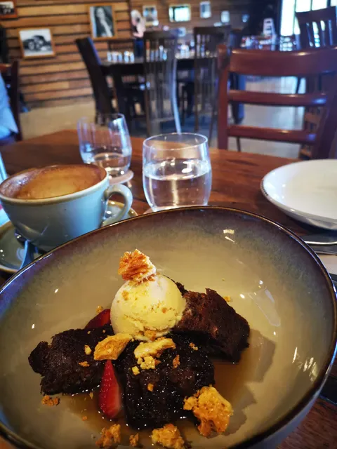 Stanley's Barn Restaurant & Bar