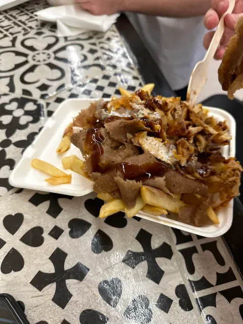 Supreme Kebabs