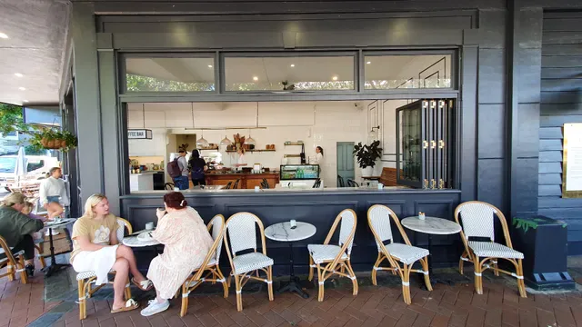 Tarte Bakery & Cafe