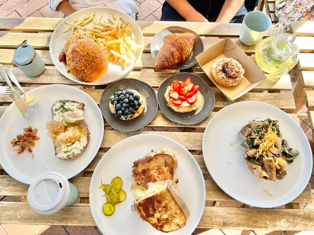 Tarte Bakery & Cafe