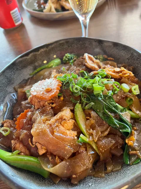 Thai on the Hill Robina