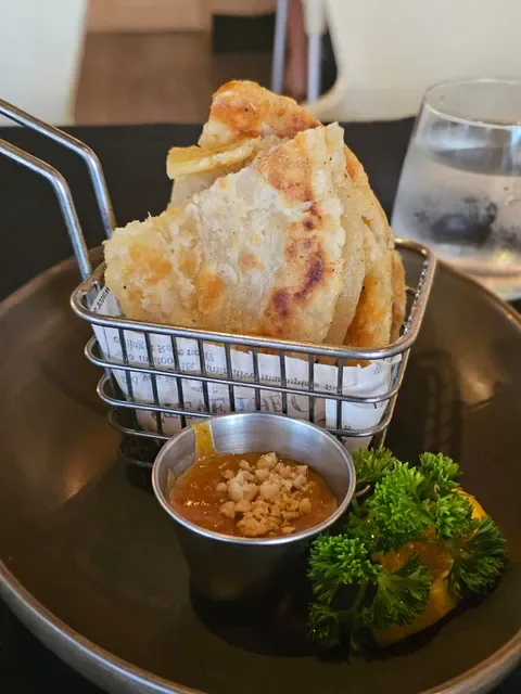 Thai on the Hill Robina