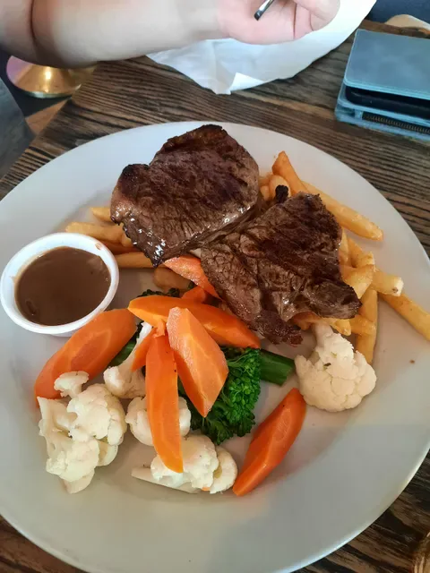 The Coolangatta Hotel