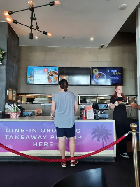 The Coolangatta Hotel