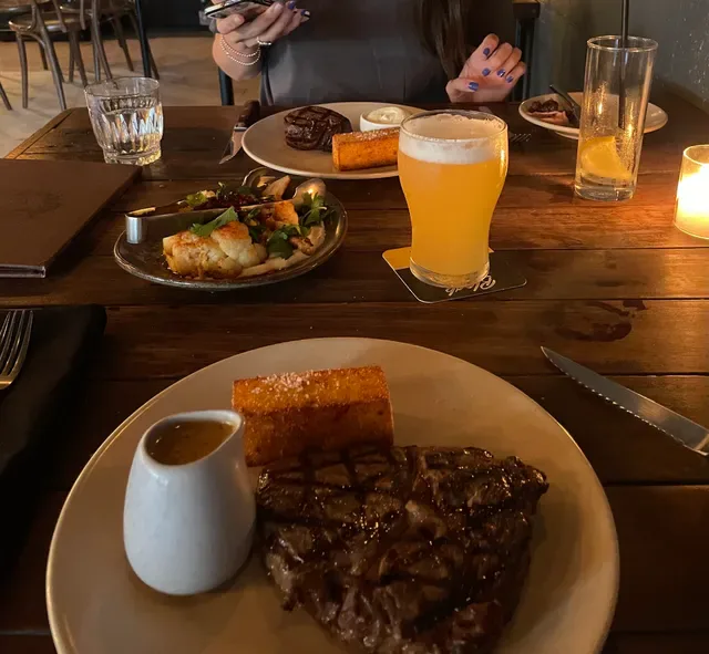 The Glenelg Public House
