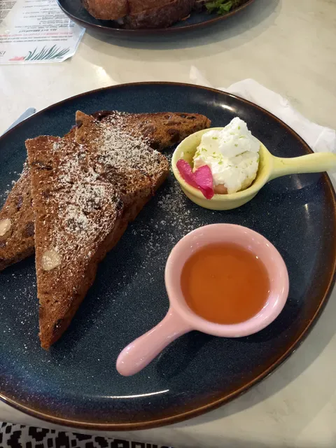 The Island Cafe