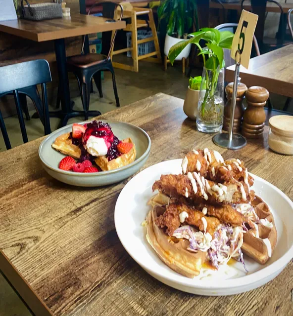 The Oak Cafe Restaurant