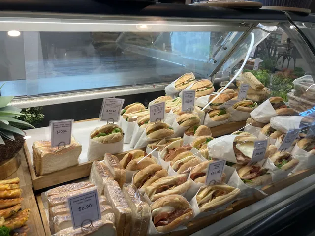 THE SHELF DELI CAFÉ
